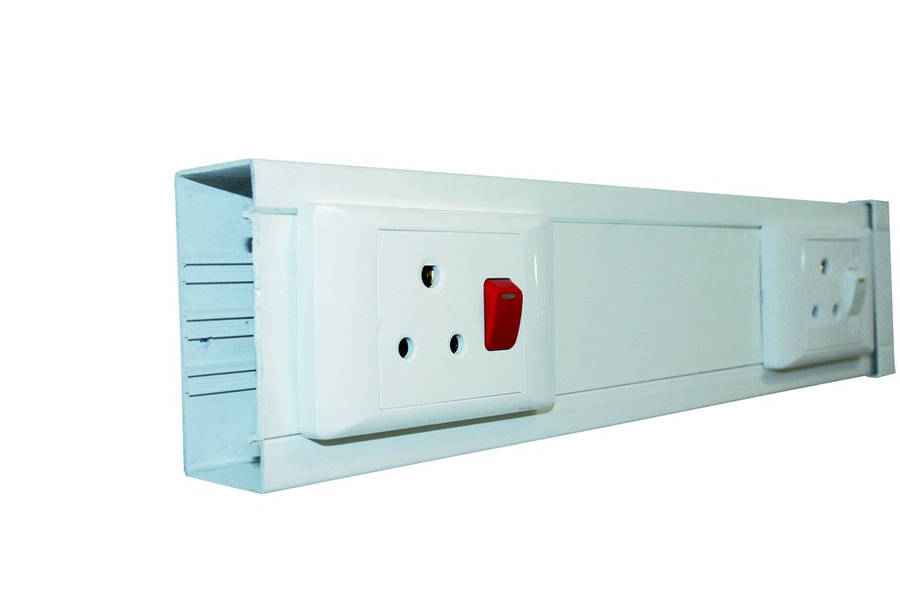 110X50 Single Compartment Power Skirting /2M