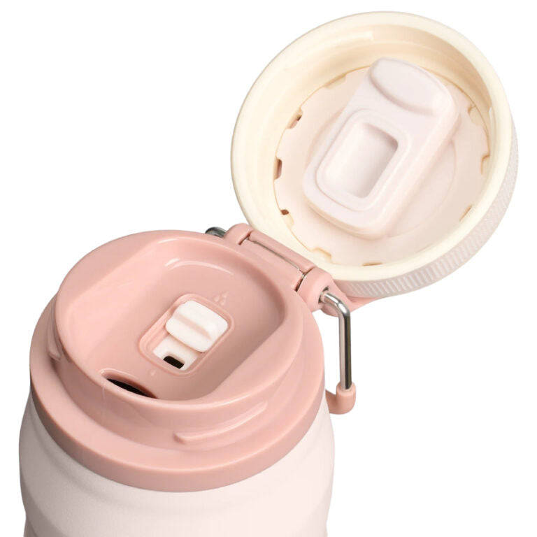 The IceFlow Bottle Twist Flip 0.7L / 24oz