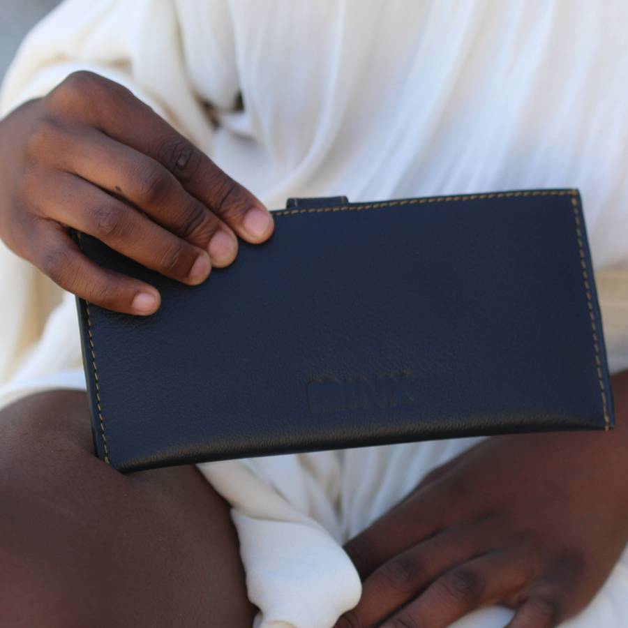 Sleek Black Leather Ladies Wallet