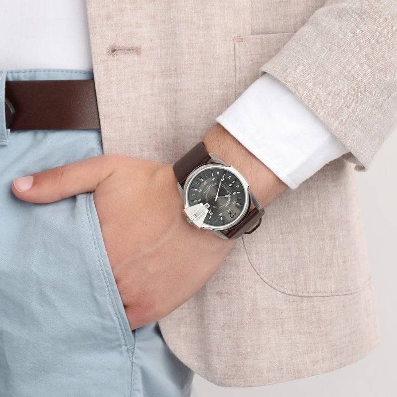 Diesel Mega Chief Grey Dial Men's Watch | DZ1206