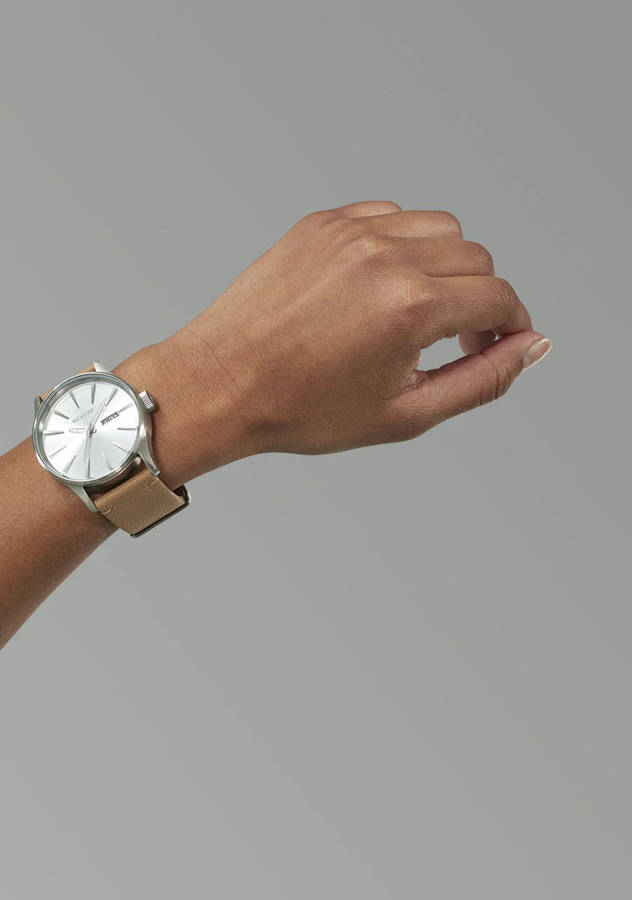 Nixon Sentry Tan Leather Unisex Watch | A1055095-00