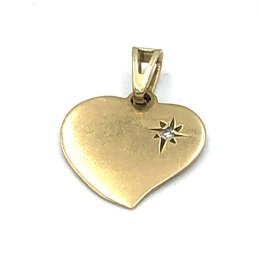 Vintage Gold Heart Pendant with Diamond