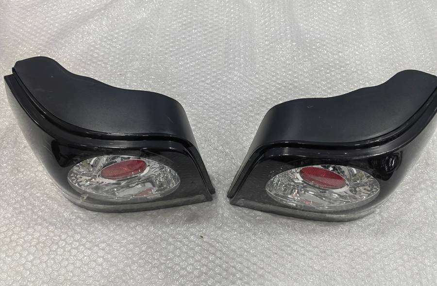 Golf 4 Smoked Tail Light Set (G5 Style)