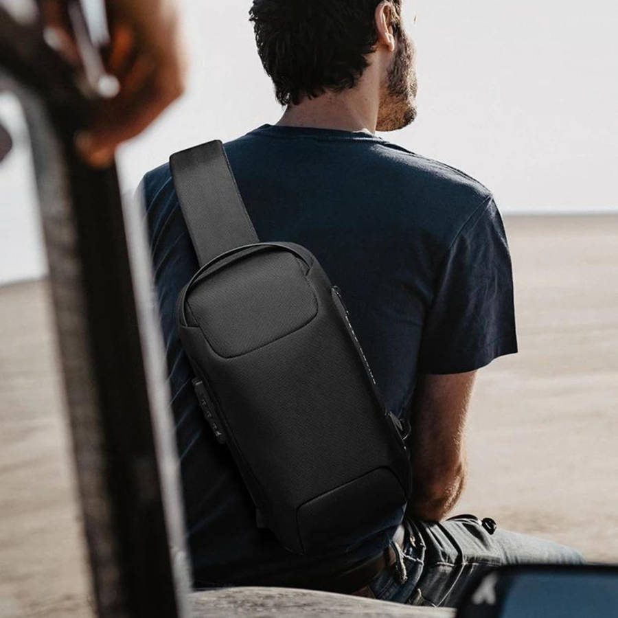 The Bange III Multifunctional Chest Bag