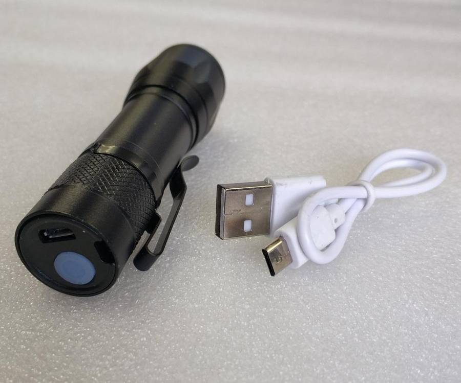 ANDOWL MINI RECHARGEABLE FLASHLIGHT - Q-S112