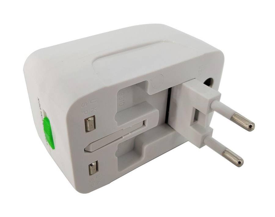 ANDOWL UNIVERSAL TRAVEL ADAPTOR 2A UK/USA/EURO/AUS