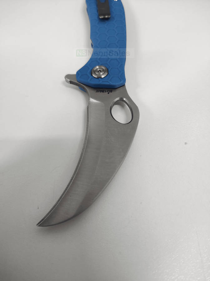 HONEY BADGER CLAW FLIPPER - MEDIUM BLUE