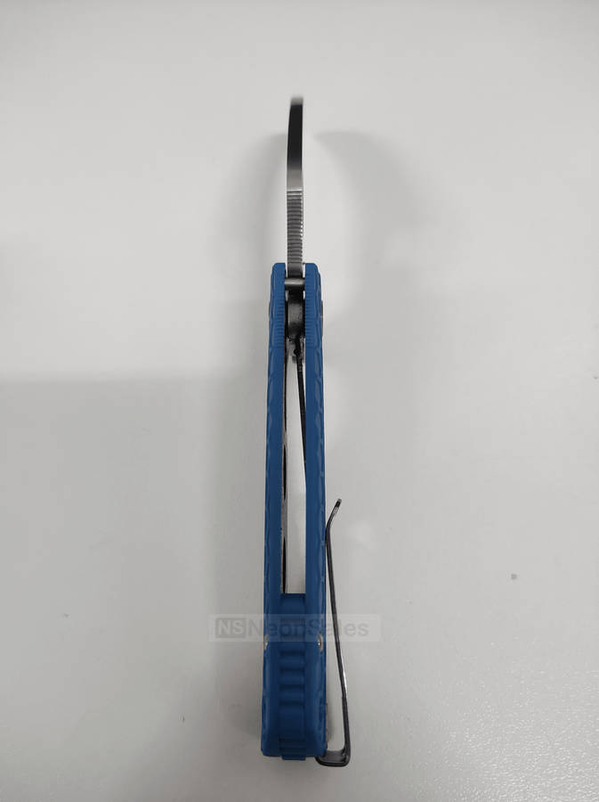 HONEY BADGER CLAW FLIPPER - MEDIUM BLUE
