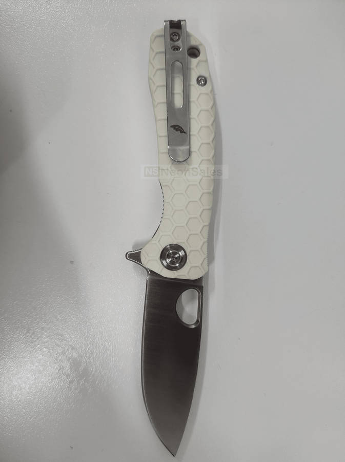 HONEY BADGER DROP-POINT FLIPPER D2 - SMALL WHITE