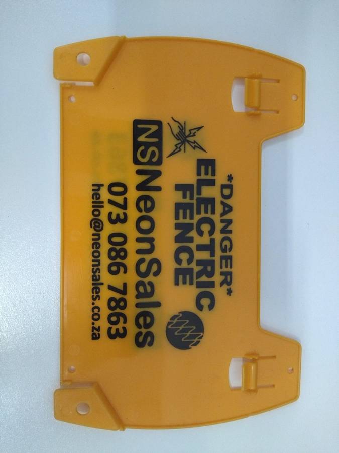 NEMTEK ELECTRIC FENCE WARNING SIGN LARGE