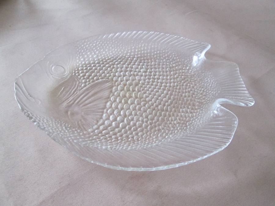 Glass Fish Serving Plate