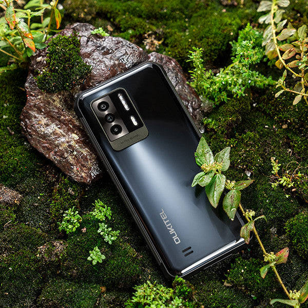 Oukitel WP17 - 4G IP68 Rugged Smartphone with 8300mAh, 8GB RAM + 128GB ROM, 64MP, Dual SIM