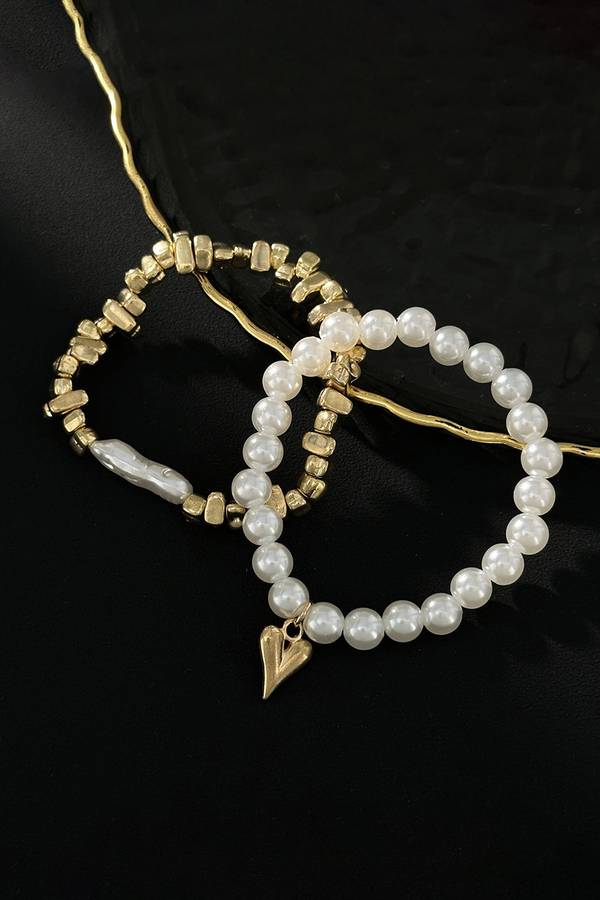 Gold Plated Irregular Bead Pearl Contrast Heart Decor 2pcs Bracelet Set