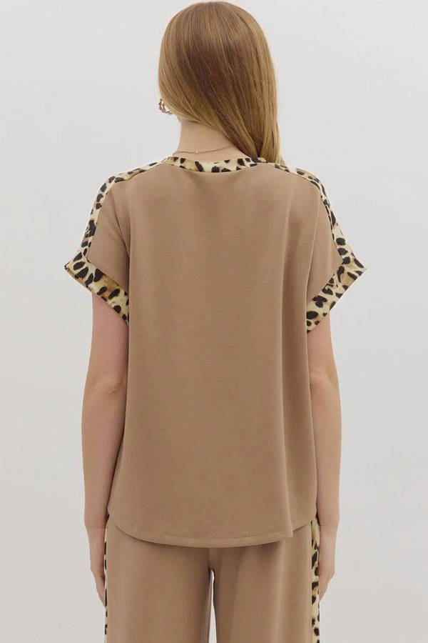 Light French Beige Leopard Trim Round Neck Loose T Shirt