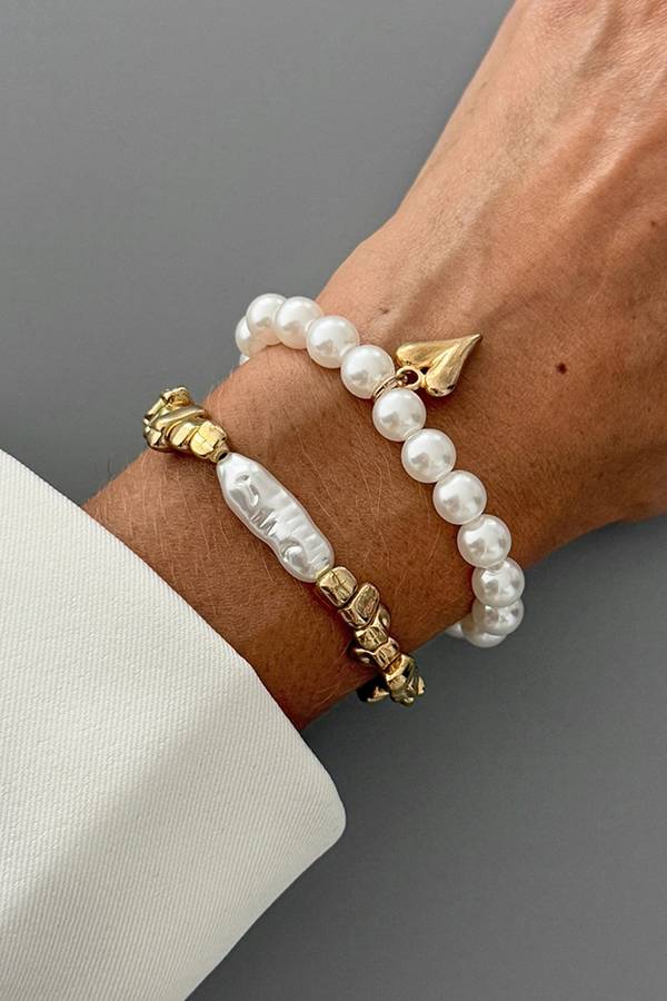 Gold Plated Irregular Bead Pearl Contrast Heart Decor 2pcs Bracelet Set