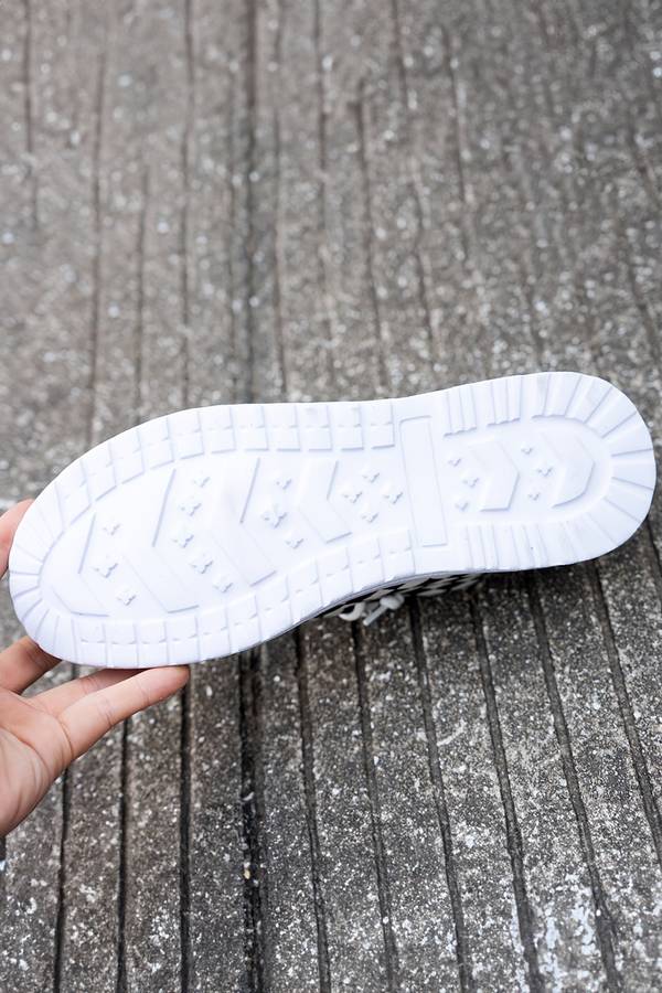Color black Checkered Print Lace-up Detail Flat Shoes