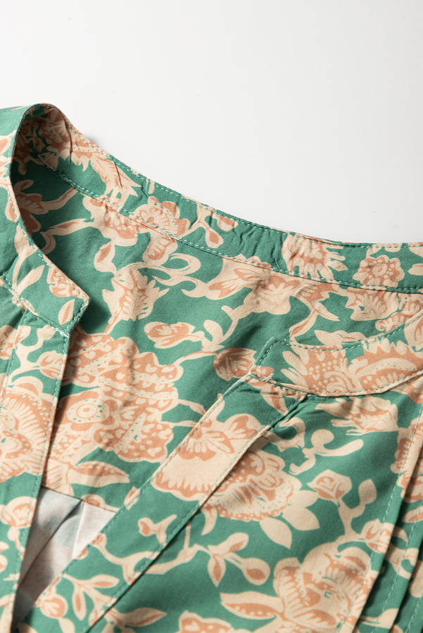 Green Floral Print Pleated Buttoned V Neck Short Sleeve Blouse