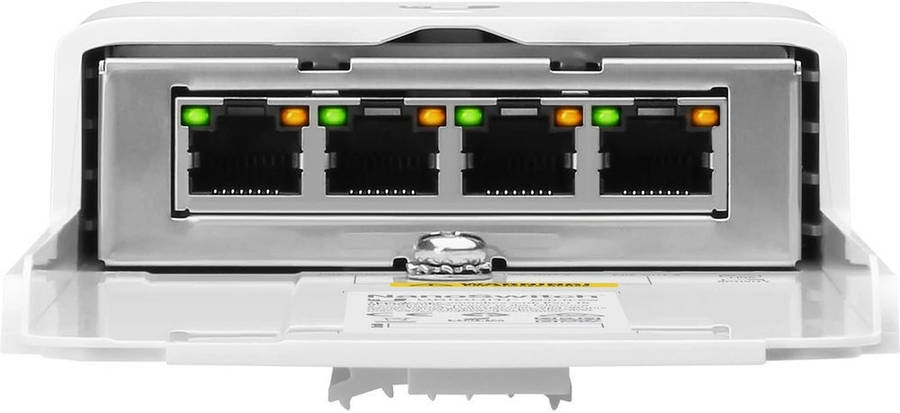 Ubiquiti Networks NanoSwitch Outdoor 4-Port PoE Passthrough Switch