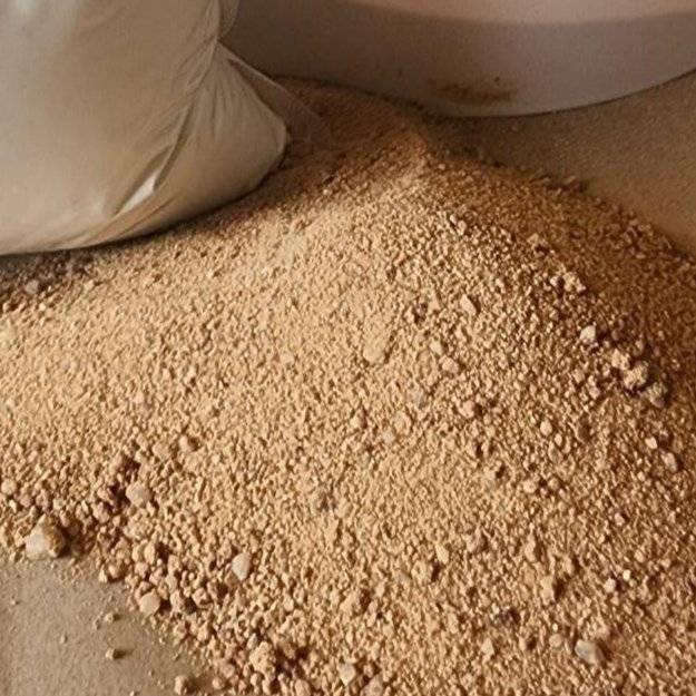 DIY White Cement Screed Mix