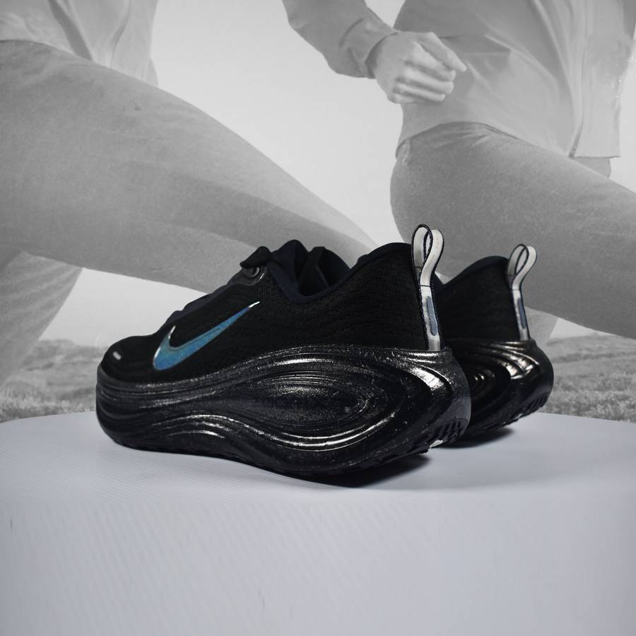 Nike Vomero Plus Womens Road Running Shoes