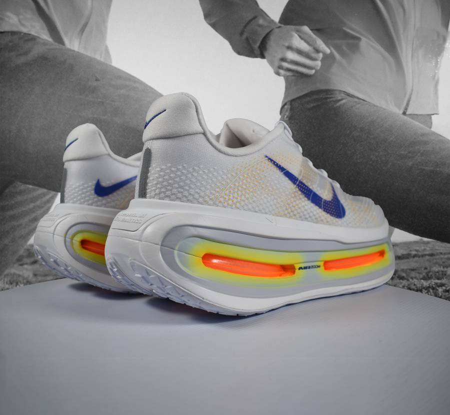 Nike VOMERO PREMIUM Mens Road Running Shoe