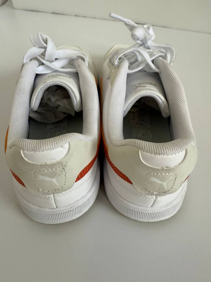 PUMA MEN'S URBAN SNEAKERS WHITE COURT ULTRA LITE - UK 7