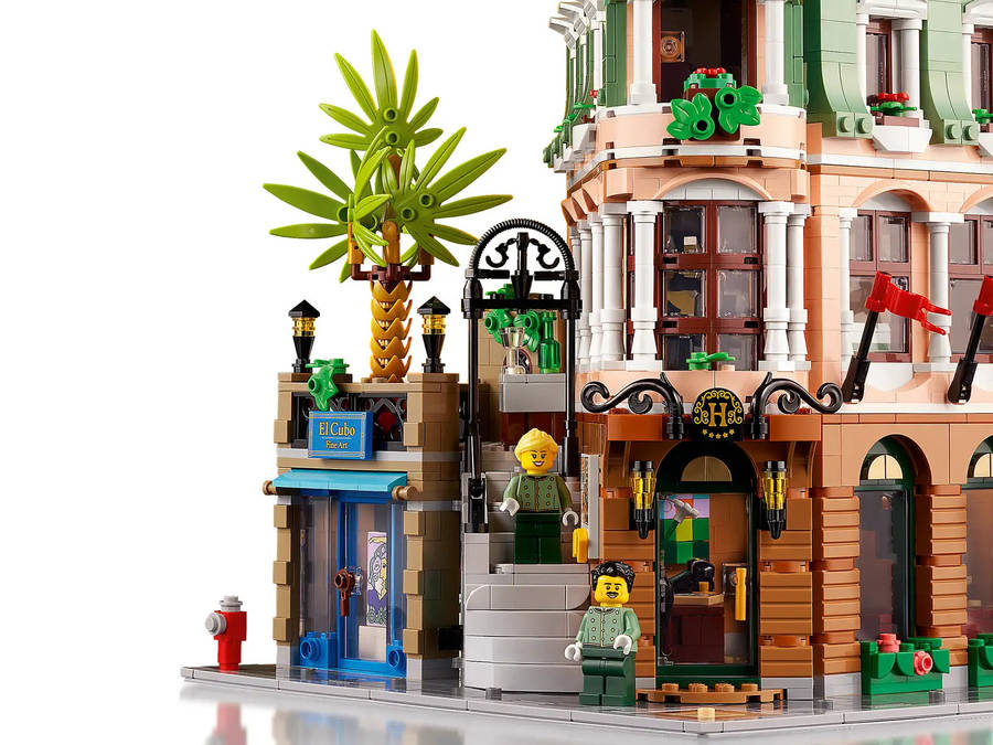 LEGO® Icons Boutique Hotel (10297)