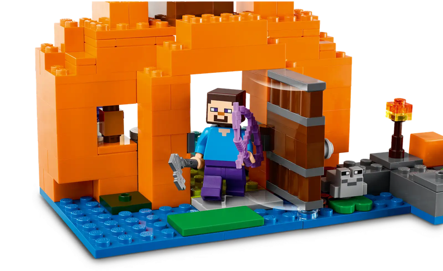 LEGO® Minecraft The Pumpkin Farm (21248)