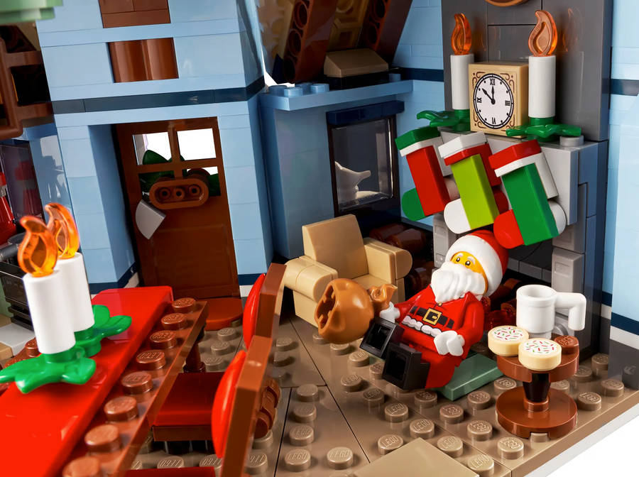 LEGO Icons 10293 Santa's Visit