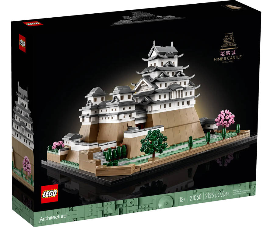 LEGO® Architecture 21060 Himeji Castle display model