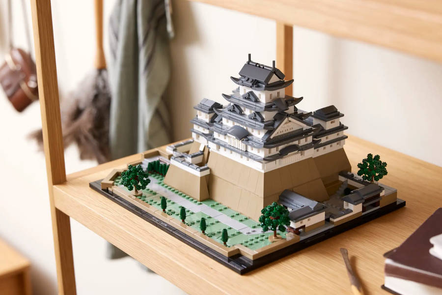 LEGO® Architecture 21060 Himeji Castle display model