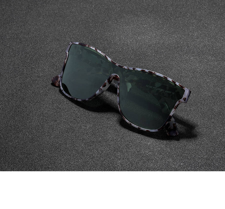 Kdream One Piece Emerald Enigma