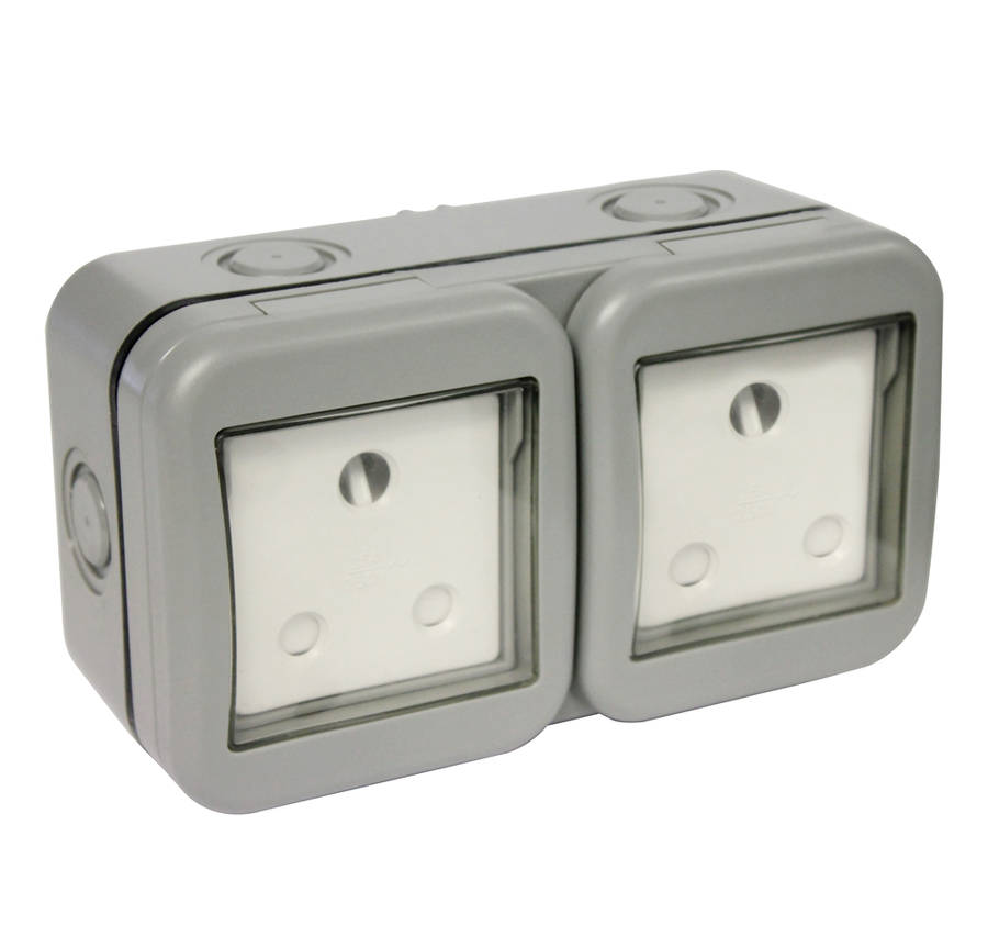 Masterplug Ip55 Double Unswitched 16 A Sa Outdoor Socket (2 X 3 Pin)