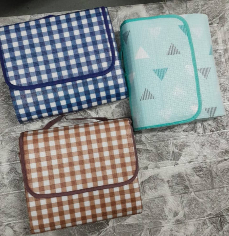 MHome Beach Mat Waterproof Sandproof Picnic Mat Camping Foldable Beach Mat Sand Free Large Portab...