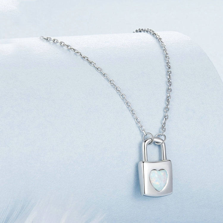 S925 Sterling Silver Platinum-plated Valentine Day Heart Lock Necklace for Women(BSN377)