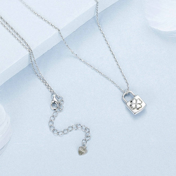 S925 Sterling Silver Platinum-plated Valentine Day Heart Lock Necklace for Women(BSN377)