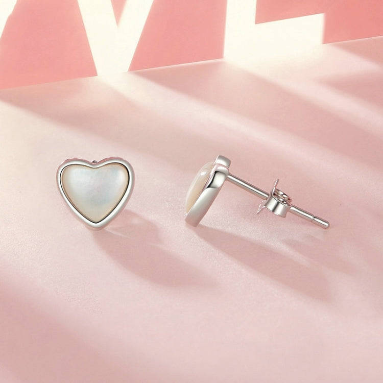 S925 Sterling Silver Platinum Plated White Shell Love Earrings(BSE969)