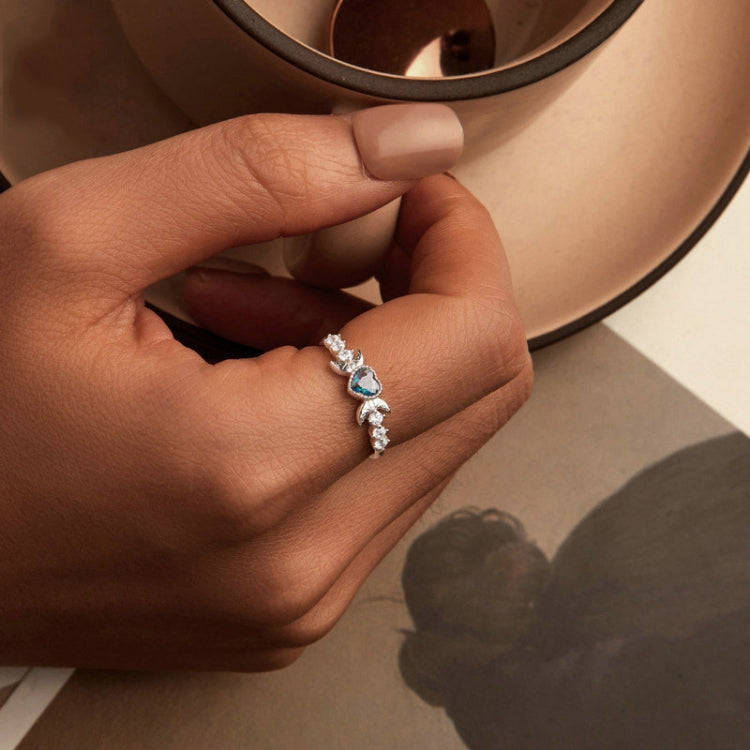 S925 Sterling Silver With Platinum-plated Vintage Heart-shaped Crescent Ring, Size: No.8