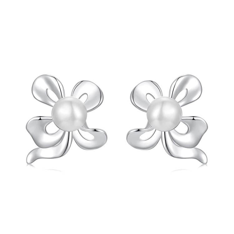 S925 Sterling Silver Freshwater Pearl Flower Earrings(SCE1842)