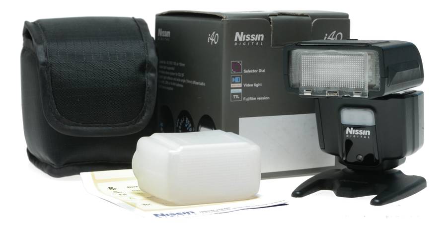 Nissin i40 Compact Flash Fujifilm Cameras TTL Zoom 24 -