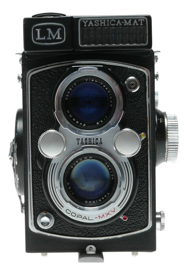 Yashica - Mat LM TLR Camera Yashinon 80mm f/3.5 Lens 120