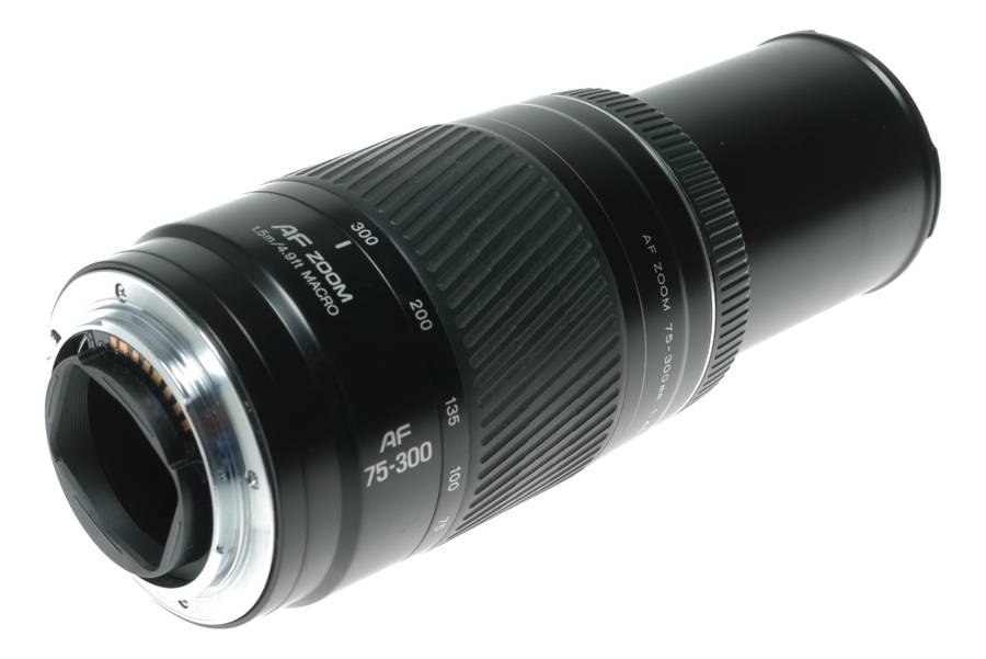 Konica Minolta AF Zoom 75-300mm f/4.5-5.6 Macro Lens