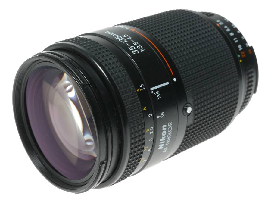 Nikon AF NIKKOR 20-70mm f/3.5-4.5 Zoom Lens Made in Japan