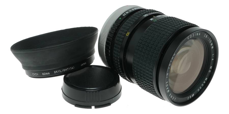 Cosina 28-70mm f/4 MC Macro Lens with 62mm Filter Thread
