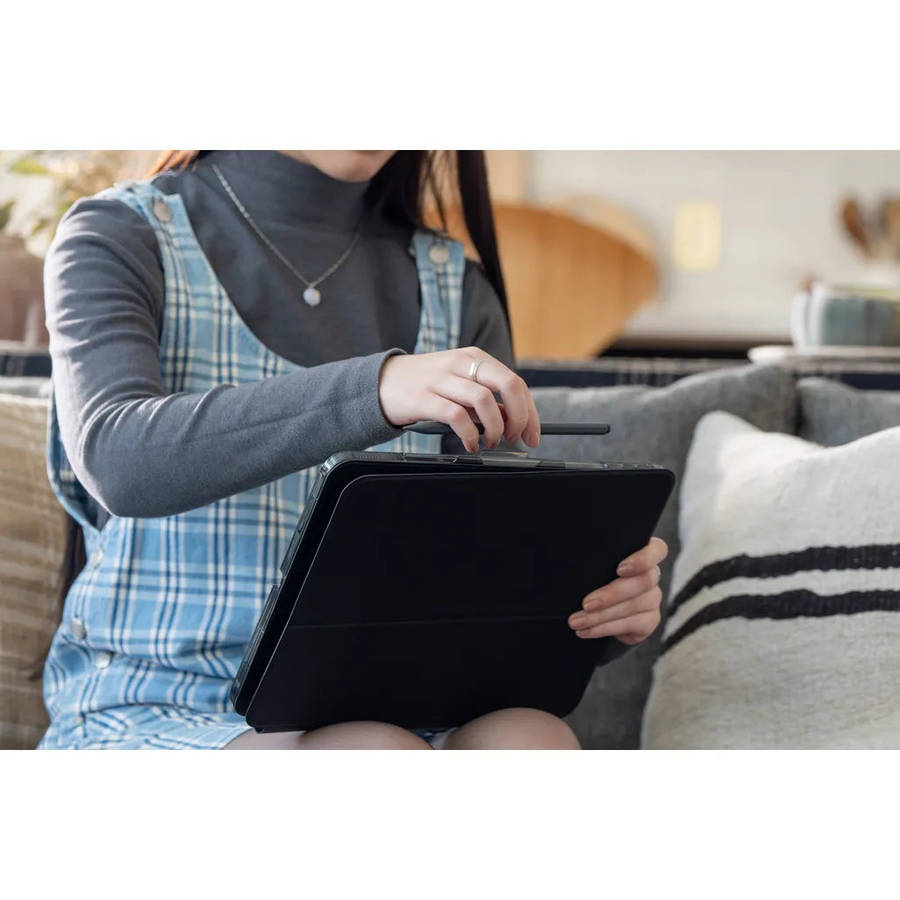 ZAGG Pro Keys 2, QWERTY, UK English, Apple, iPad Air 11 (M2), Black, 27.9 cm (11")