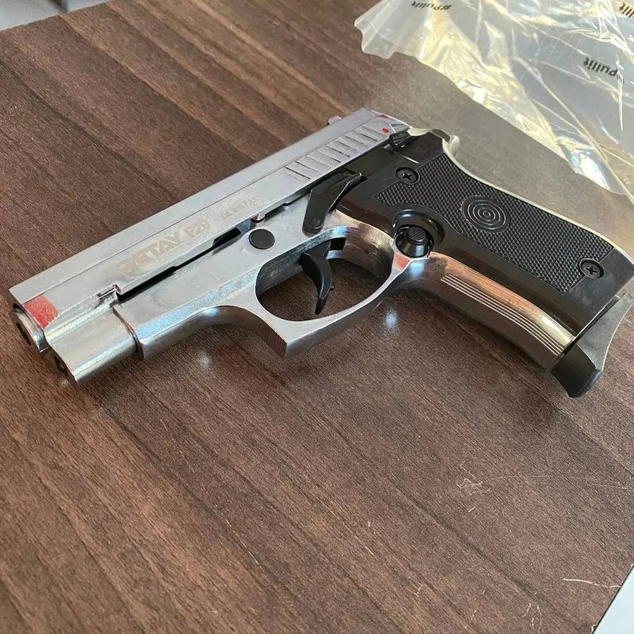 Retay F29 Shiny Chrome Blank/Pepper Gun (Semi Auto|7+1|9mm PAK)
