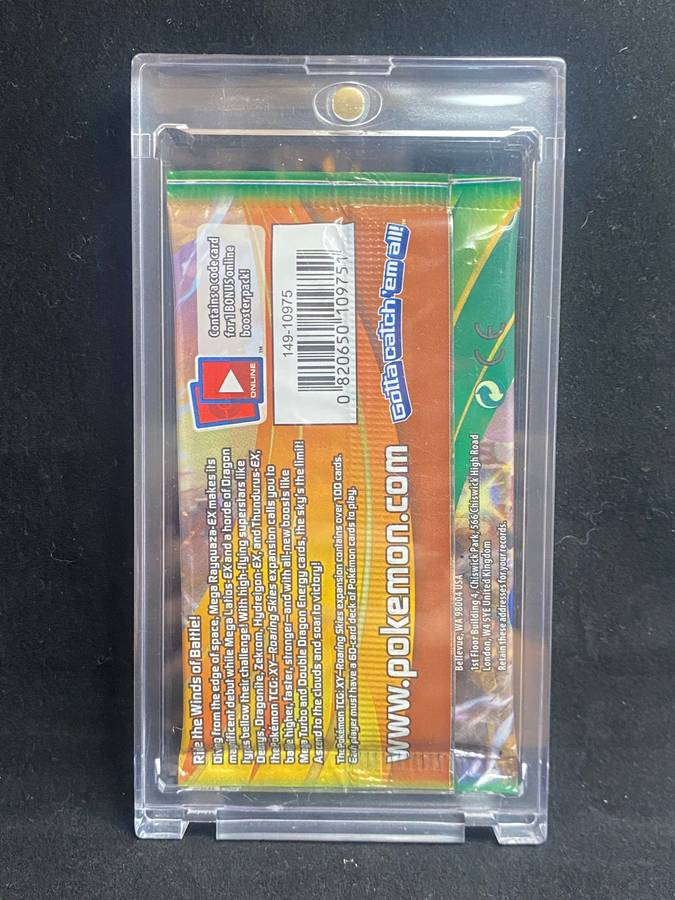 Pokémon - VINTAGE - SEALED - XY Roaring Skies - Booster Pack