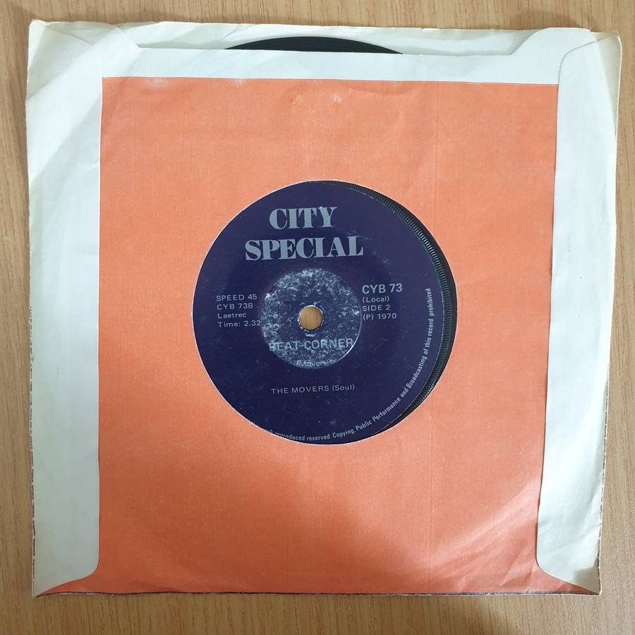 The Movers  Crying Guitar / Beat Corner - 7" Vinyl Record  (VG+) (DLB)