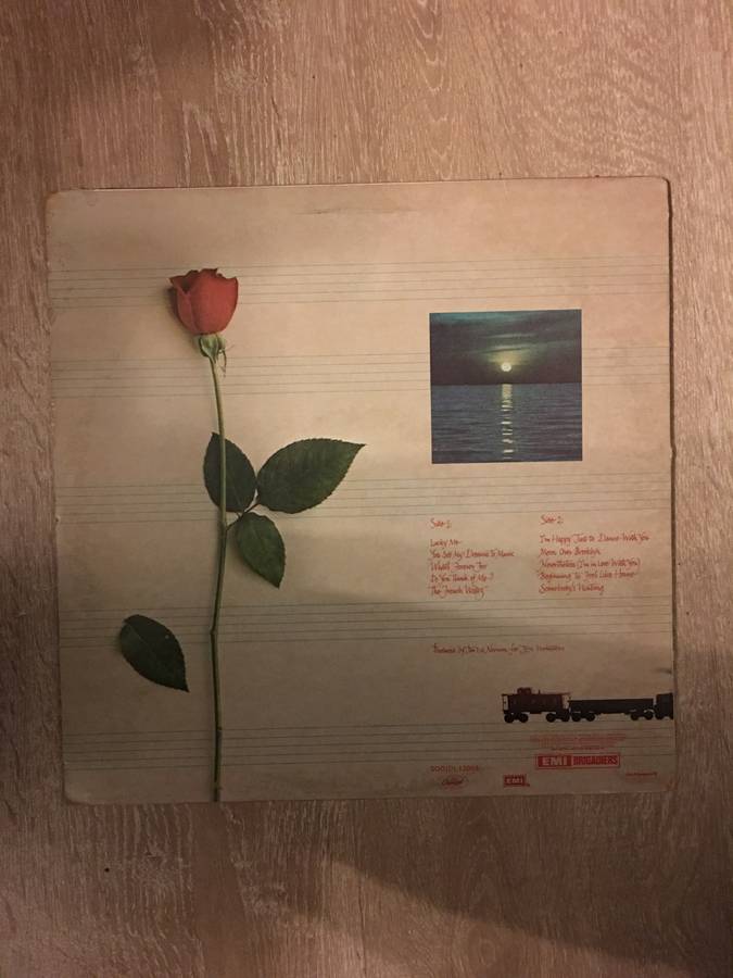 Anne Murray - Somebody's Waiting- Vinyl LP Record - Opened  - Very-Good+ Quality (VG+)