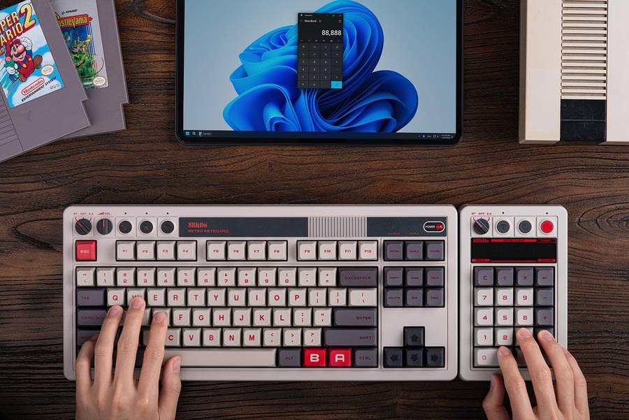 8BitDo Retro 18 Mechanical Numpad N Edition